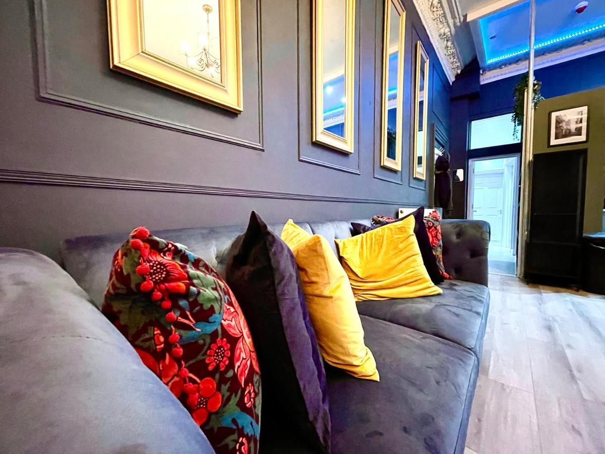 Adeamstays Provides Beautiful Centrally Located 1 And 2 Bed Apartments On Liverpools Boulevard Zewnętrze zdjęcie