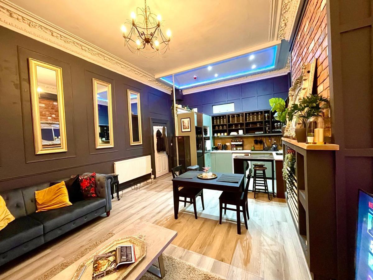 Adeamstays Provides Beautiful Centrally Located 1 And 2 Bed Apartments On Liverpools Boulevard Zewnętrze zdjęcie