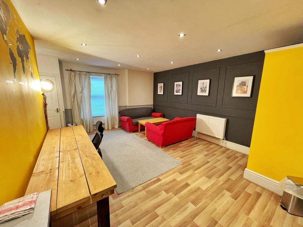 Adeamstays Provides Beautiful Centrally Located 1 And 2 Bed Apartments On Liverpools Boulevard Zewnętrze zdjęcie